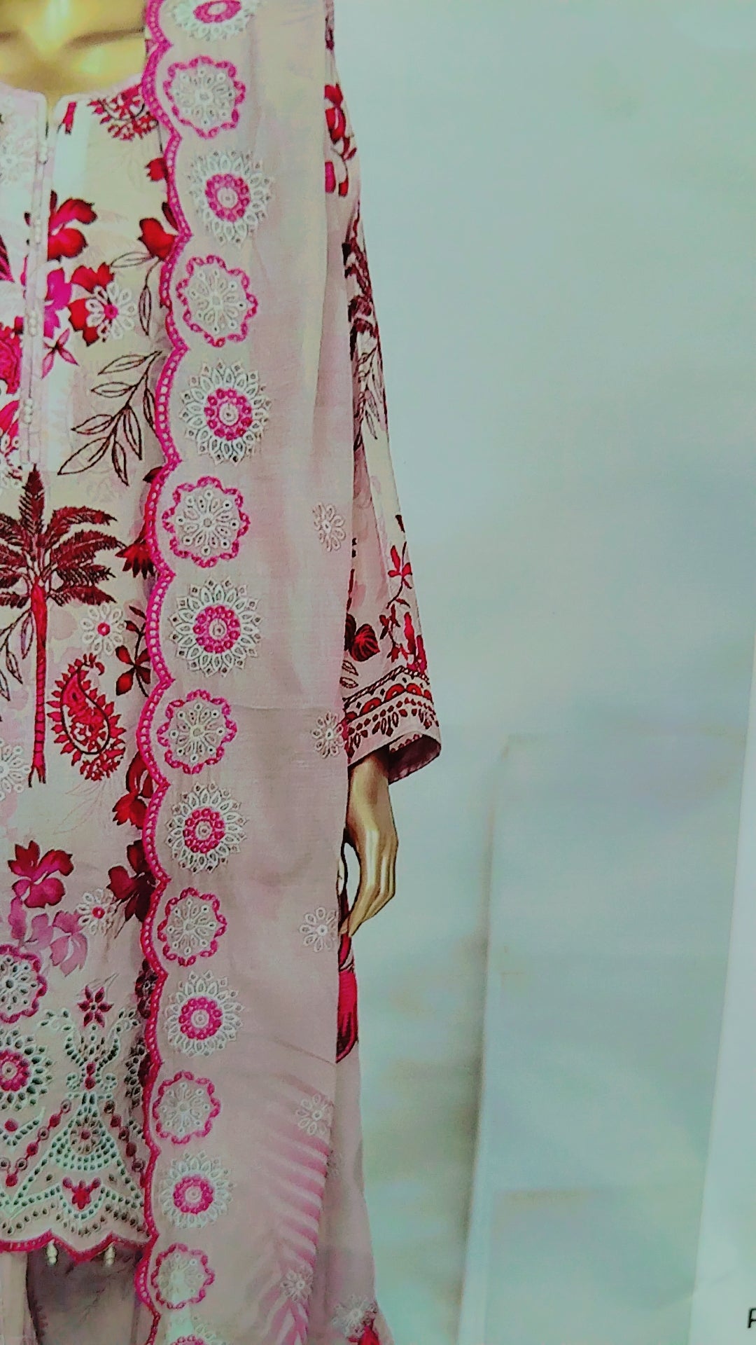 Velmora Chicken Embroidered Elegance