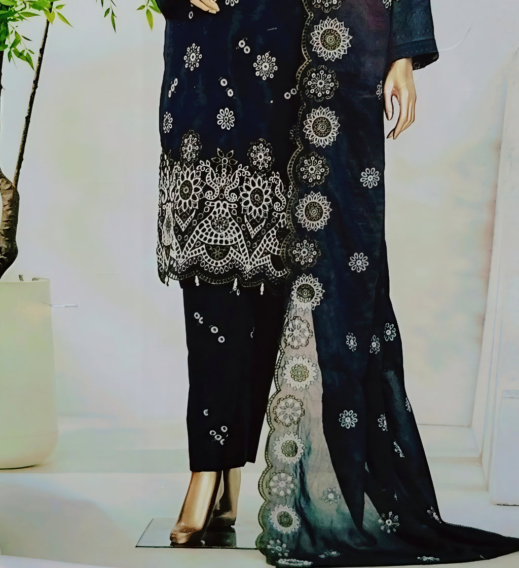 Velmora Chicken Embroidered Elegance