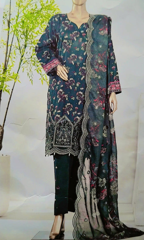 Velmora Chicken Embroidered Elegance